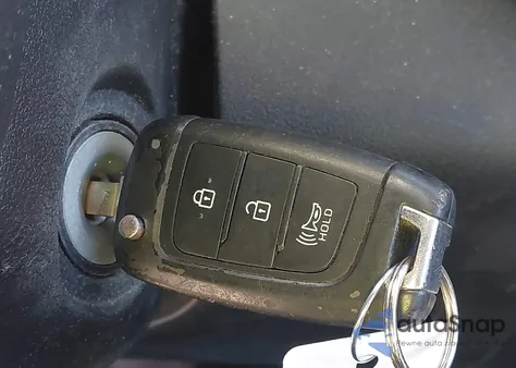 2020 Hyundai Venue Se из США, поврежденный, VIN KMHRB8A37LU035572